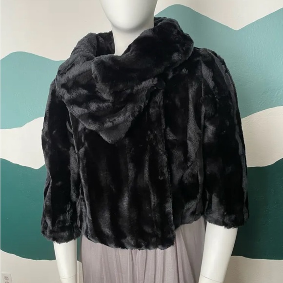 TOGETHER - faux fur crapped jacket - Size 14 - Picture 2 of 7